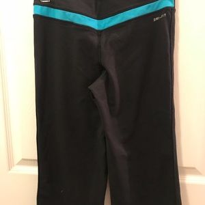 Nike Other - LAST CHANCE * Nike Dri-Fit cropped pants Nike Other - LAST CHANCE * Nike Dri-Fit cropped pants